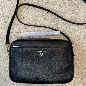 MICHAEL Michael Kors Jet Set Charm Large East/West Camera Crossbody